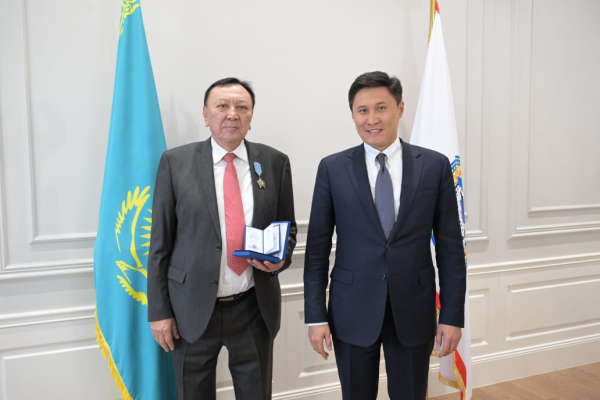 Президент Республики Казахстан Касым‑Жомарт Кемелевич Токаев присвоил орден «Орден Кұрмет»